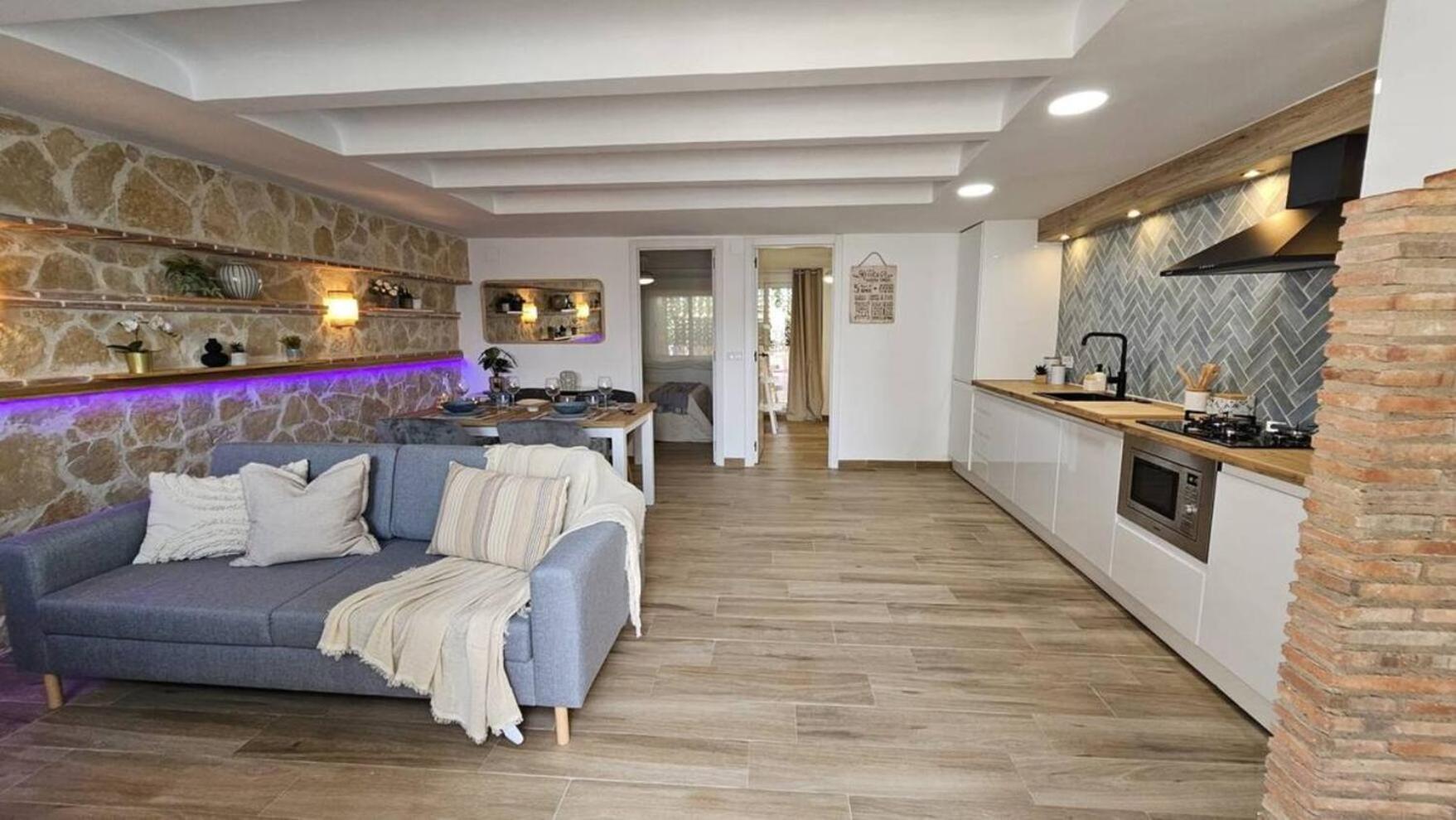 Nuevo Moderno En Benicasim Con Terraza Y A Minutos De La Playa Apartment *